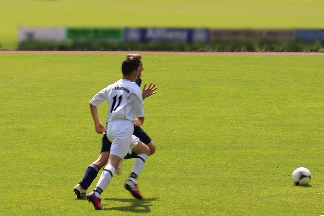 后卫球员提 后卫球员提